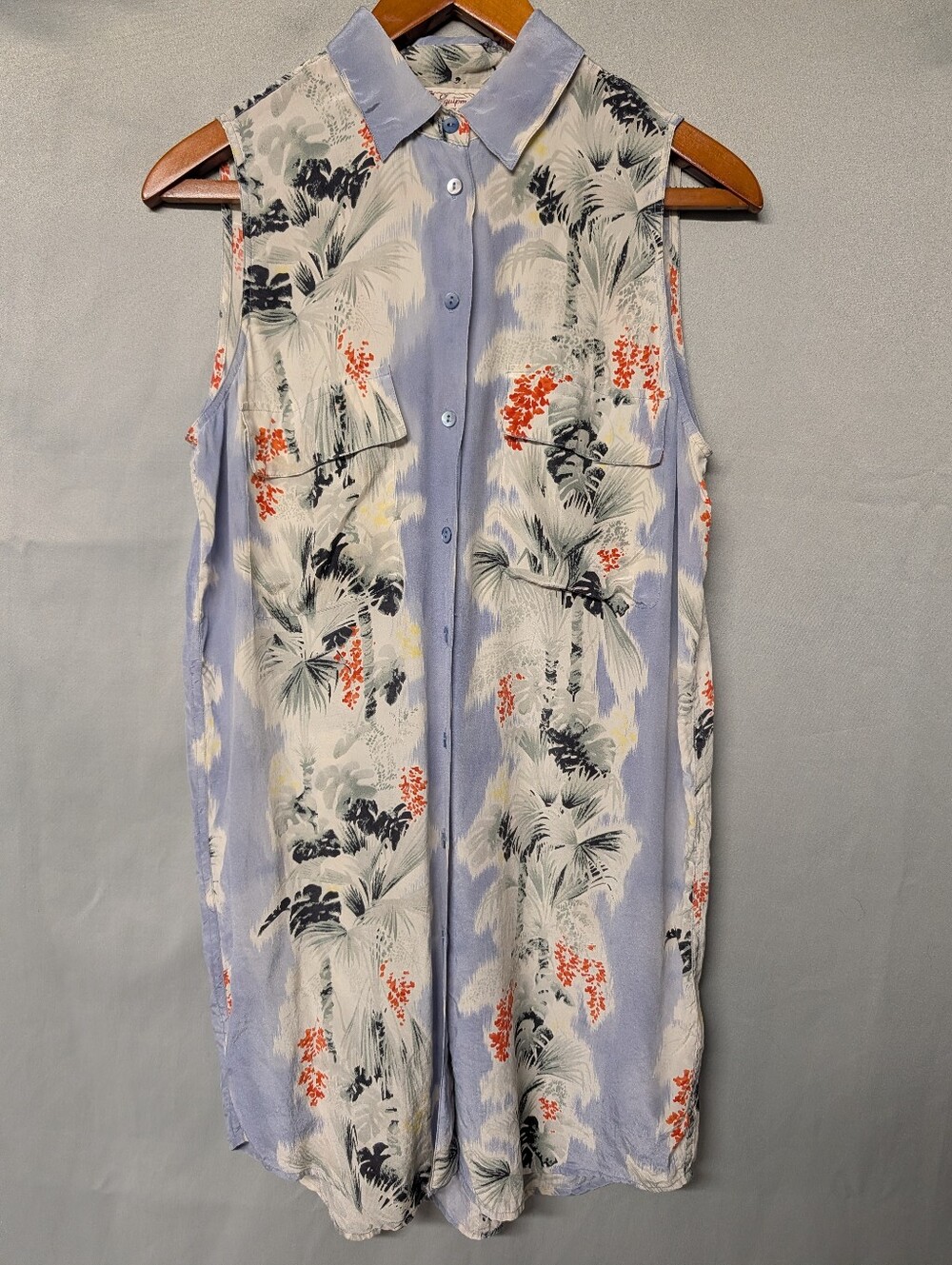 100% Silk Equipment Light Blue Hawaiian Dress with Navy and Coral Print Size XS